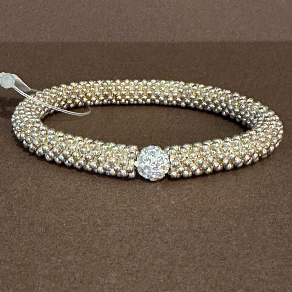 NWT Elegant Stretch Beaded Bracelet with Crystal Accent